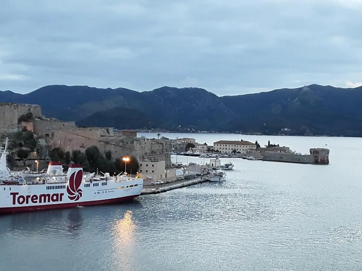 B & B La Terrazza Sul Mare Portoferraio Bed & Breakfast